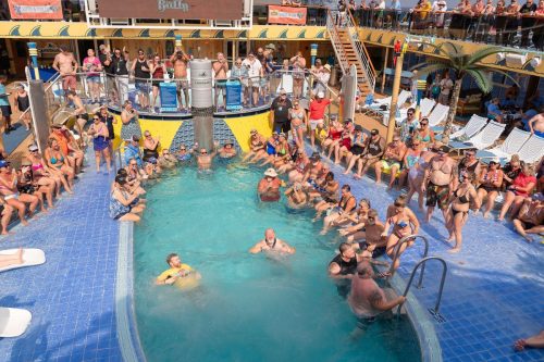 Belly-Smacker-Competition-100