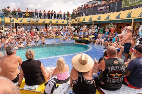 Belly-Smacker-Competition-37