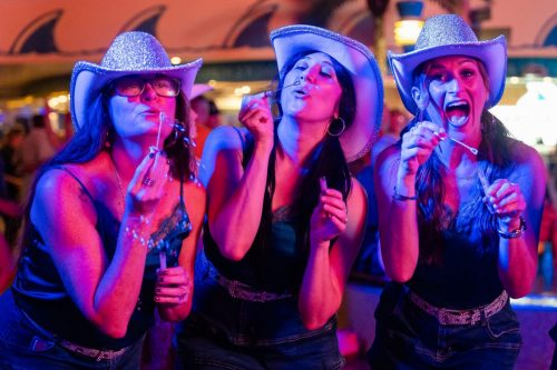 Boots-Bubbles-Party-w-Scarlet-Drive-13