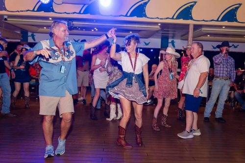 Boots-Bubbles-Party-w-Scarlet-Drive-25