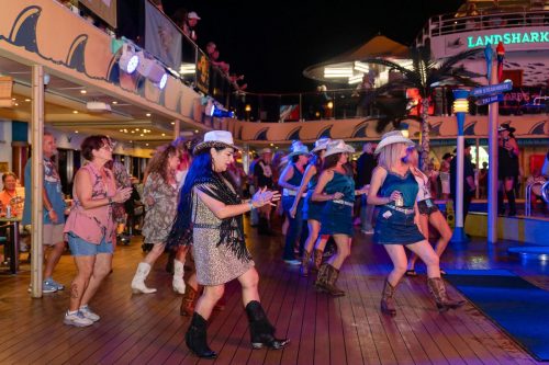 Boots-Bubbles-Party-w-Scarlet-Drive-42