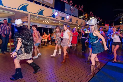 Boots-Bubbles-Party-w-Scarlet-Drive-43