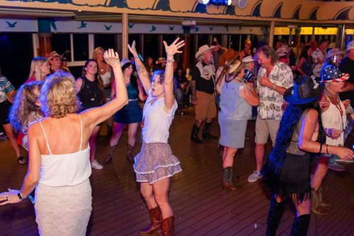 Boots-Bubbles-Party-w-Scarlet-Drive-46