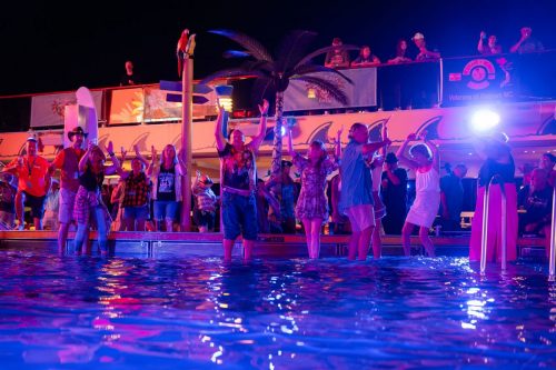 Boots-Bubbles-Party-w-Scarlet-Drive-74