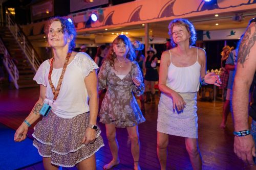 Boots-Bubbles-Party-w-Scarlet-Drive-80