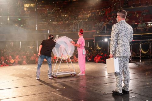 HSR-Big-giveaway-Show-111