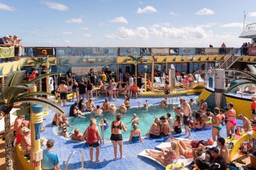 HSR-T-shirt-party-w-Black-Smoke-Sinners-10