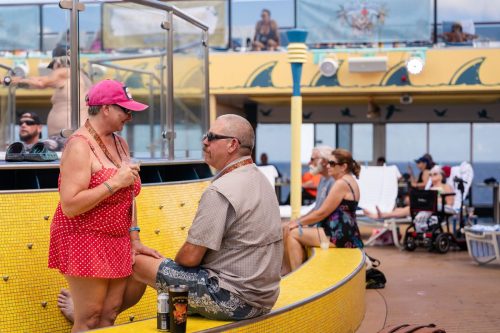 HSR-T-shirt-party-w-Black-Smoke-Sinners-104