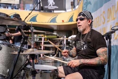 HSR-T-shirt-party-w-Black-Smoke-Sinners-112