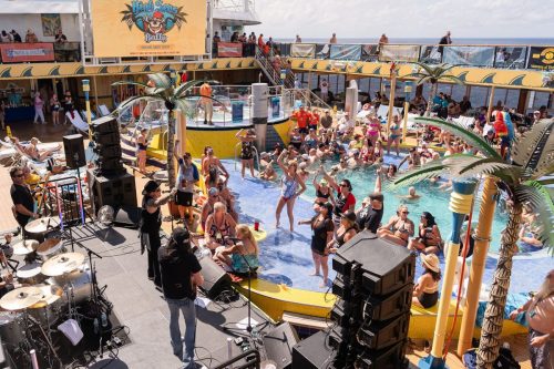 HSR-T-shirt-party-w-Black-Smoke-Sinners-14