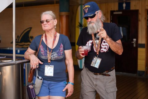 HSR-T-shirt-party-w-Black-Smoke-Sinners-15