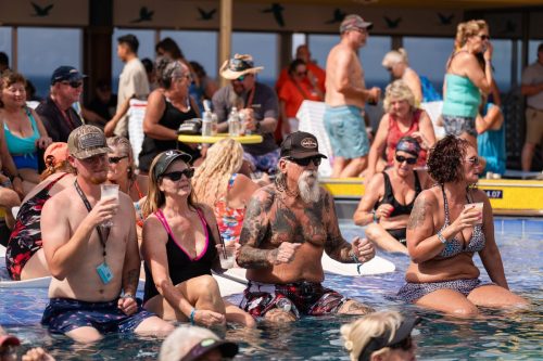 HSR-T-shirt-party-w-Black-Smoke-Sinners-33