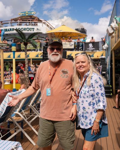 HSR-T-shirt-party-w-Black-Smoke-Sinners-51