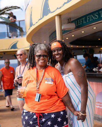 HSR-T-shirt-party-w-Black-Smoke-Sinners-90