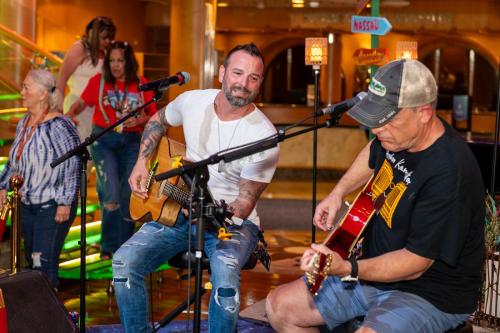 Pickin' and Singin' with Kevin Hamel