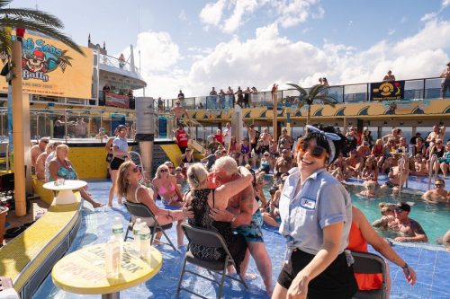 Topless-Man-Competition-27