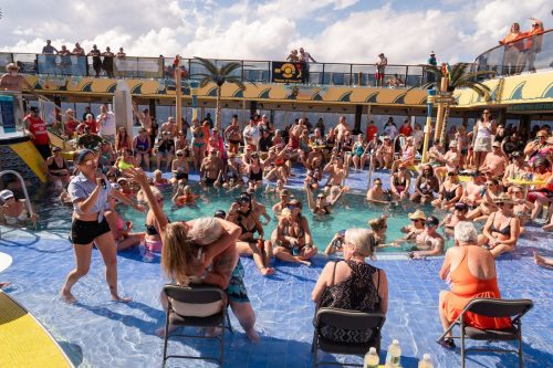 Topless-Man-Competition-30