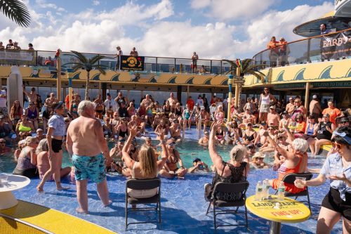 Topless-Man-Competition-31