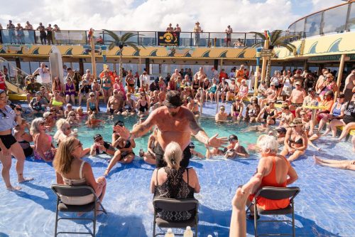 Topless-Man-Competition-39