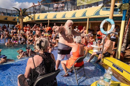 Topless-Man-Competition-79