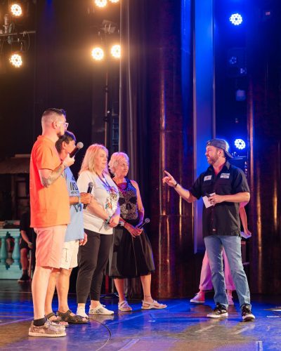 Welcome-Giveaway-Show-12