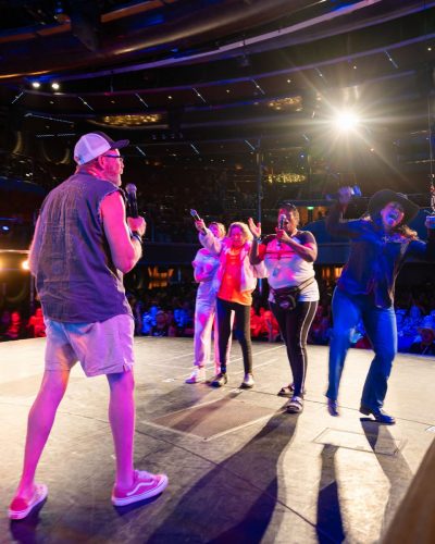 Welcome-Giveaway-Show-25