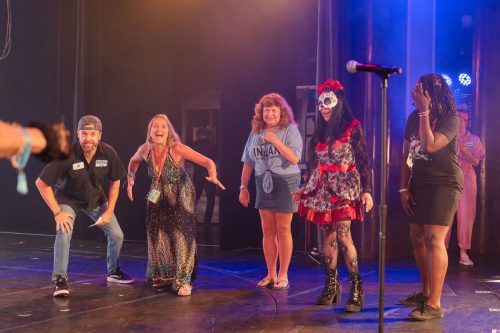 Welcome-Giveaway-Show-53