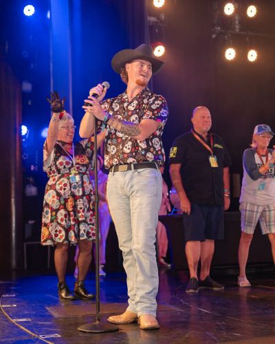 Welcome-Giveaway-Show-56