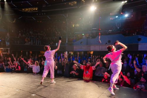 Welcome-Giveaway-Show-6